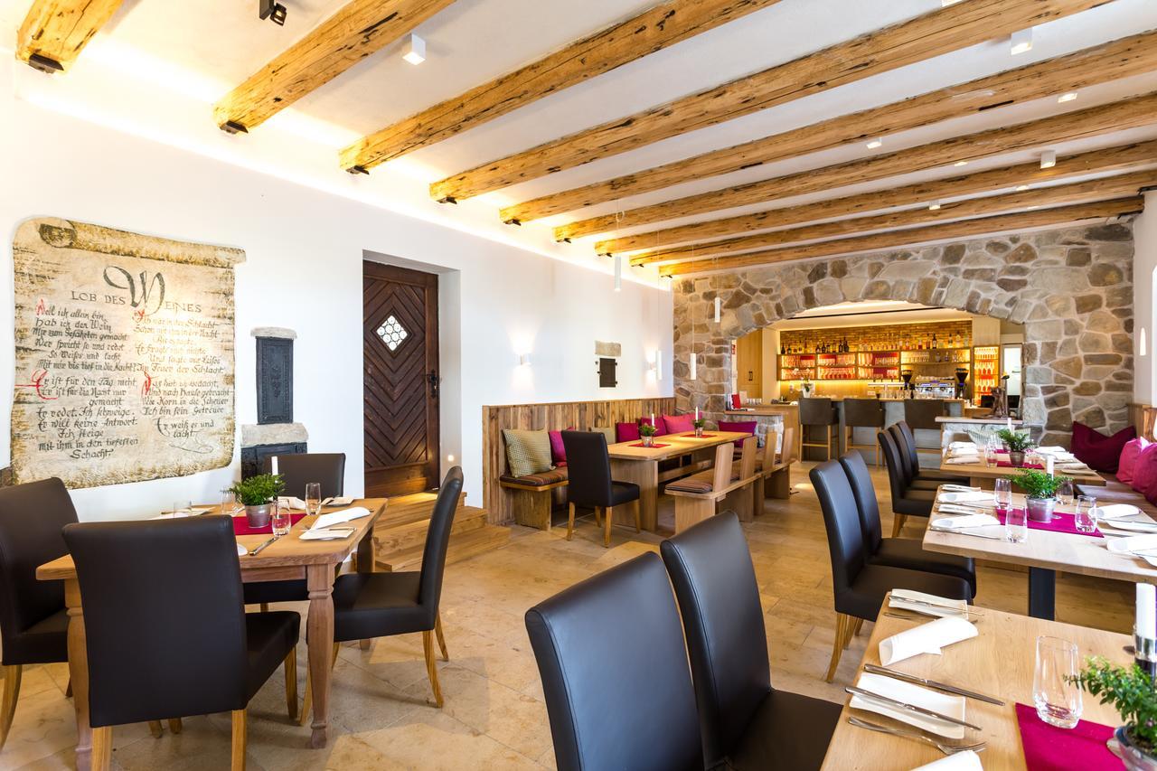 Hotel Crass Nieder-Olm (Rhineland-Palatinate)